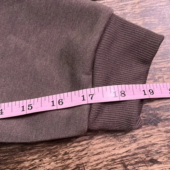 Refuge Austin White Chenille Embroidered Fleece Charcoal Grey Sweatshirt - Picture 9 of 9